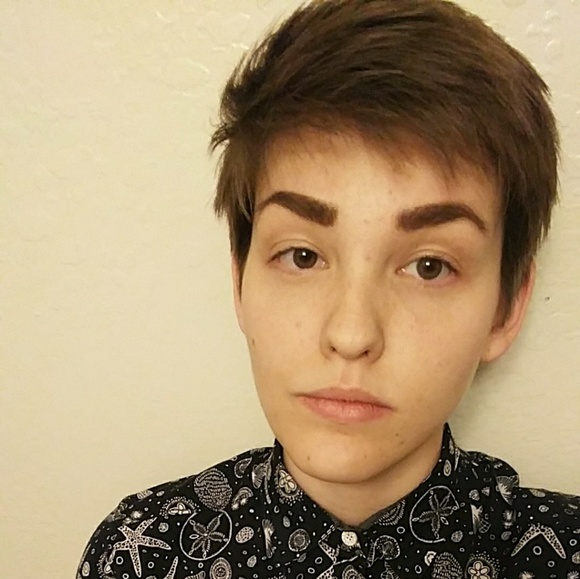 Meet your Posher, Shelby - Picture 2 of 2